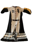 Offical Adult Mlb 'uniform' Whitesox Comfy Throw By The Northwest Company. Fixed Price $29.99.