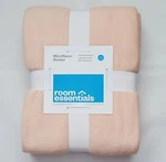 Room Essentials Solid Microfleece Bed Blanket Twin Xl 66" 90" Blush, New! A33. Fixed Price $22.50.