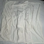 Brookstone Nap Cozy Footed Plush Throw 50 X 76 Beige Soft Polyester Comfort. Fixed Price $29.99.