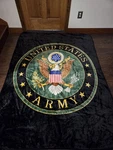 Regal Comfort U.s. Army Fleece Faux Fur Luxury Blanket Twin Size. Fixed Price $30.00.