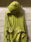 Dr. Seuss How The Grinch Stole Christmas Hooded Throw Blanket For Kids Holiday. Fixed Price $18.00.