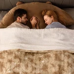 Bearhug Electric King Size 100" X 90", Dual Controller Heated Blanket.... Fixed Price $162.01.