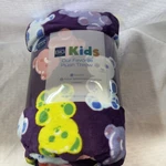 The Big One Oversized Kids Plush Throw Blanket Cozy Funny Bears 5'X6' Or 60"X72". Fixed Price $19.95.