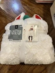 Free Shipping! Members Mark Unicorn Cozy Critter Wrap 43" 81" Soft Faux Fur. Fixed Price $40.00.