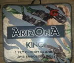 Arizona Cloudy Plush Panda Bear Design King Size Blanket Brand New Weigh 8LB. Fixed Price $49.99.