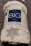 New The Big One Supersoft Plush Throw 5' X 6' Snowflakes -shelf. Fixed Price $18.89.