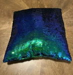 Mainstays 16X16 Inch Reversible Decorative Throw Sequin Sparkle Pillow Tealblack. Fixed Price $7.00.