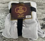 Signature Hotel Collection Blanket Velvet Throw Nip #31526 Silver Shimmer 50X60. Fixed Price $12.95.