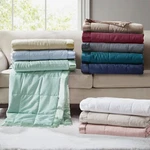 Lightweight And Soft Bed Colling Cover 3M Blanket For All Season Twin Queen King. Fixed Price $44.99.