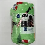 The Big One Supersoft Oversized Star Wars Holiday Green Throw 5FT X 6FT. Fixed Price $24.99.