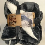 Life Comfort Ultimate Throw Super Plush Reversing To Microsherpa 60X70. Fixed Price $49.99.