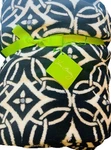 New With Tags Vera Bradley Fleece B&w Retired "concerto" Throw Blanket 80"X50. Fixed Price $25.50.