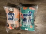 Nwt The Big One Cats Or Dogs Oversized Supersoft Plush Throw Blanket 5FT X 6FT. Fixed Price $26.99.