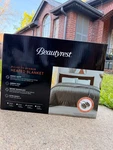 Beautyrest Queen Heated Blanket Gray Reversible Microlight Berber. Fixed Price $48.30.