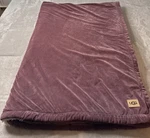 Ugg Australia, Classic Coco Plush Sherpa Blanket/throw 50X70 Off White/mauve. Fixed Price $25.00.