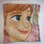 Disney Princess Blanket Childrens Throw 40 X 48 Guc. Fixed Price $20.00.