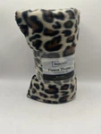 Mainstays Leopard Print Fleece Throw 50IN X 60IN. Fixed Price $15.19.