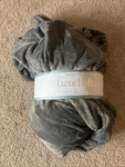Bedding Berkshire Life Luxeloft Blanket Grey Velvet Plush, Queen. Fixed Price $42.65.
