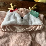 New Pillowfort Christmas Reindeer Hooded Plush Blanket Throw 40" X 50" Pink. Fixed Price $16.00.