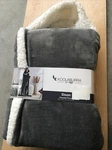 Koolaburra By Ugg Sloan Hooded Throw Dark Grey 100% Polyester New. Fixed Price $54.99.