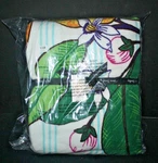 Vera Bradley Lemon Grove Oversized 94" X 66" Plush Throw Blanket Nip Nwt. Fixed Price $55.00.