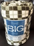 Green Plaid 5X6 Ft Oversized Plush Throw Blanket The Big One New!. Fixed Price $16.95.