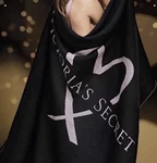 Victoria's Secret Black & Pink Stadium Blanket/throw. Fixed Price $43.46.