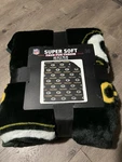 Nfl Packers Super Soft Faux Fur Throw 60 70 New. Fixed Price $25.00.
