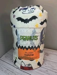 Peanuts Halloween Plush Throw Blanket Oversized Supersoft Snoopy 5' X 6'. Fixed Price $24.97.