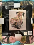 Regal Comfort Faux Fur Reversible Sherpa 50 X70 Size Blanket Pink Camouflage. Fixed Price $32.99.