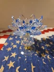 G.i.i Optical Crystal Rainbow Prism Stunning Pedestal Lotus Flower Tea Light. Fixed Price $21.99.
