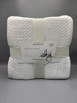 Sky Basket Weave Blanket Full/queen 90INX90IN (229CMX229CM) White. Fixed Price $39.99.