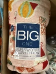 Kohls Christmas Throw Blanket 6'X5' Fleece Soft New. Fixed Price $14.00.