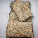 Set 4 Ashley Faux Fur Zippered Throw Pillows 26X16IN Soft, Fuzzy Euc. Fixed Price $55.00.
