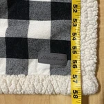 Eddie Bauer Buffalo Plaid Sherpa Throw Blanket 58X43 Polyester Black White. Fixed Price $30.40.
