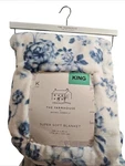 Shabby Chic Floral Plush Super Soft Blanket Rachel Ashwell Heavy King Viral Htf. Fixed Price $135.00.