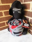 Disney Star Wars Kylo REN11" Plush +fleece Throw Blanket 40" X50" Hugger Set. Fixed Price $32.00.