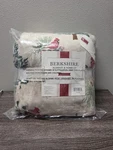 Berkshire Red Cardinal Bird Fleece Throw Blanket 60" X 80" Christmas Holiday. Fixed Price $31.20.