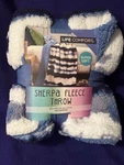 Life Comfort Kids Sherpa Fleece THROW-REVERSIBLE-40 X 50-PURPLE/PINK Floral New!. Fixed Price $19.99.