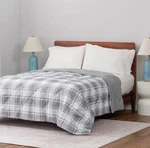 Berkshire Down Alternative Filled Blanket. Gray/reverse To Solid. Queen New. Fixed Price $32.95.