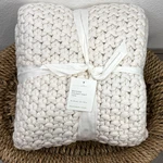 Pottery Barn Bayside Seed Stitch Chunky Knit Throw Blanket 44X56" Ivory Cotton. Fixed Price $89.00.
