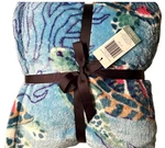 Vera Bradley Essential Throw Blanket Turtles And Coral In Sealed Bag. Fixed Price $49.00.