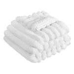 Vevor Soft Throw Blanket 50X60 Inches / 1270X1524 Mm Faux Fur Cozy Bed. Fixed Price $26.99.