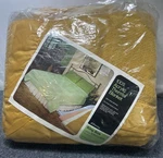 Vintage Jc Penney 100% Acrylic Thermal Blanket King Size 108X90. Fixed Price $55.00.