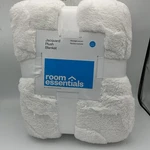 Room Essentials Full/queen Jacquard Plush Blanket White 90IN X 92IN. Fixed Price $19.95.