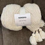 Sonoma Ivory Cable-knit Throw Cozy Soft Blanket 50X60 Cream. Fixed Price $49.98.