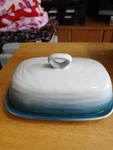 Hasense Ceramic Blue And White Butter Dish With Lid. Fixed Price $5.00.