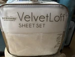 Berkshire Velvetloft Polyester Blankets, Ivory Twin. Fixed Price $19.00.