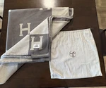Hermes Avalon Throw Blanket Classic Grey/white Wool & Cashmere. Fixed Price $300.00.