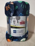 Disney's Mickey Mouse The Big One Oversized Plush Throw 5'X6' Nwt New Soft. Fixed Price $18.00.